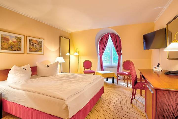 Ferienwohnung für 2 Personen, mit Sauna und Pool sowie Garten in Templin - 4