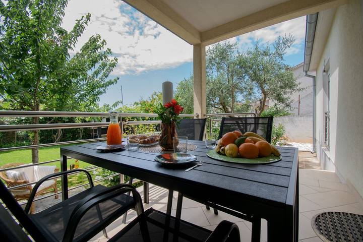 Ferienhaus mit Garten "Nena" in Pula-Medulin, Pula