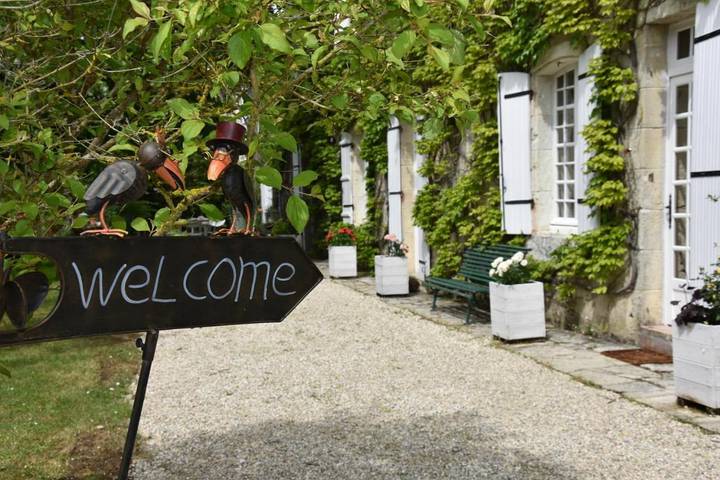 Chambre d’hôte pour 2 personnes, avec jardin ainsi que vue et piscine à Monestier - 2