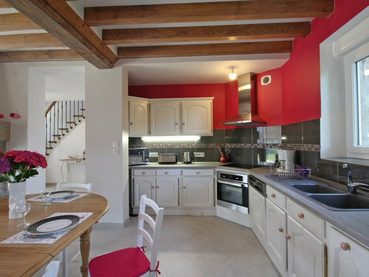 Charming House in St Denis - Garden and Parking - 4 Bedrooms in Saint-Denis-de-Villenette, Parc naturel régional Normandie-Maine