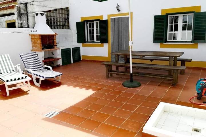 Apartamento para 6 personas, con Terraza y Jardín en Vila Nova de Milfontes