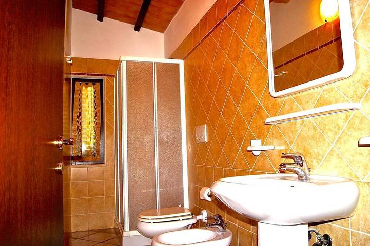 6 Casa Vacanze Ribocchi : Depandance Con Corte Privata  Recintata in Campiglia Marittima, Costa degli Etruschi