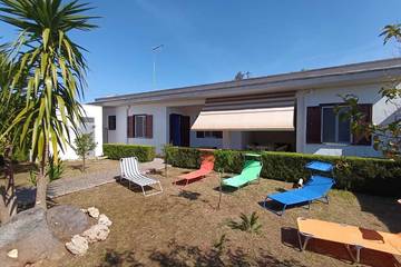 Ferienhaus für 8 Personen, mit Garten, mit Haustier in Specchiarica