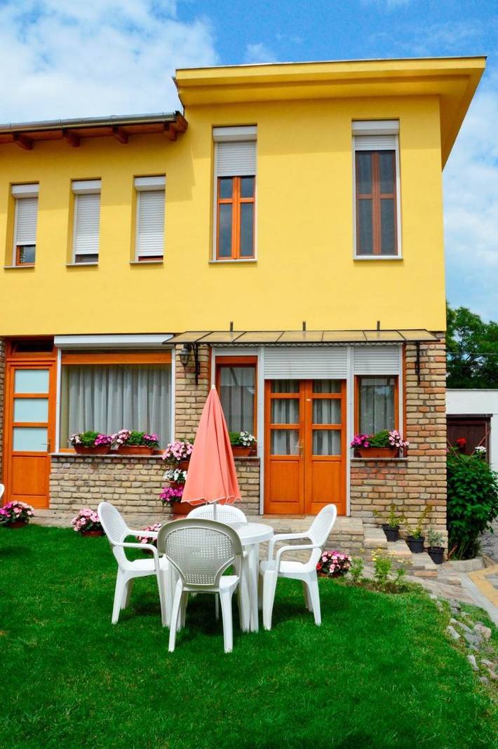 Maison d’hôte pour 8 personnes, avec jardin à Kecskemét - 2