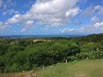 Gîte pour 4 personnes, avec vue et jardin dans Saint-Louis (Marie-Galante)