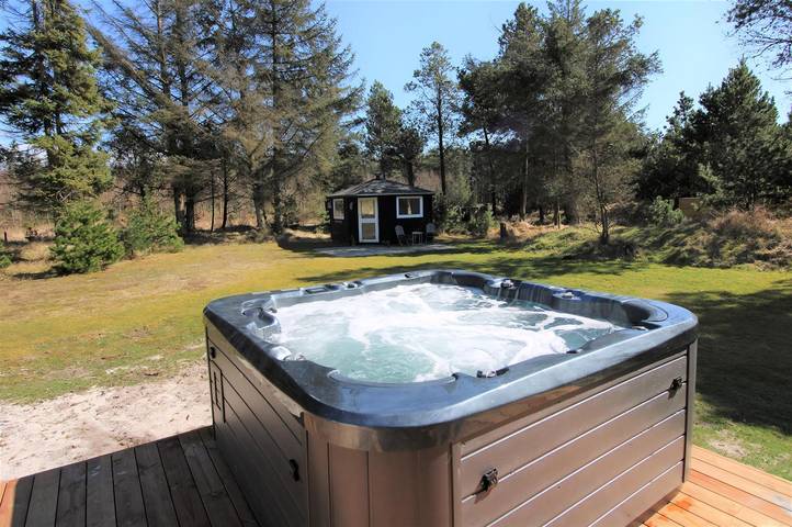 Ferienhaus für 9 Personen, mit Whirlpool und Terrasse, mit Haustier in Vejers Strand - 2