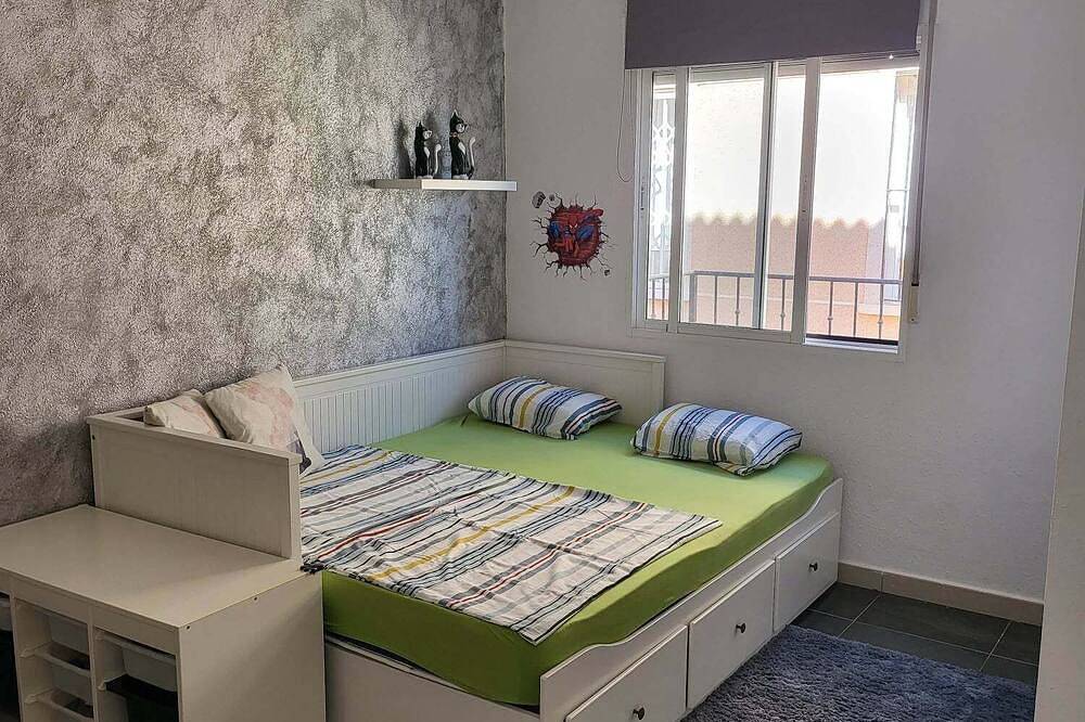 House close to Playa flamenca and La Zenia in La Zenia Centre, Orihuela