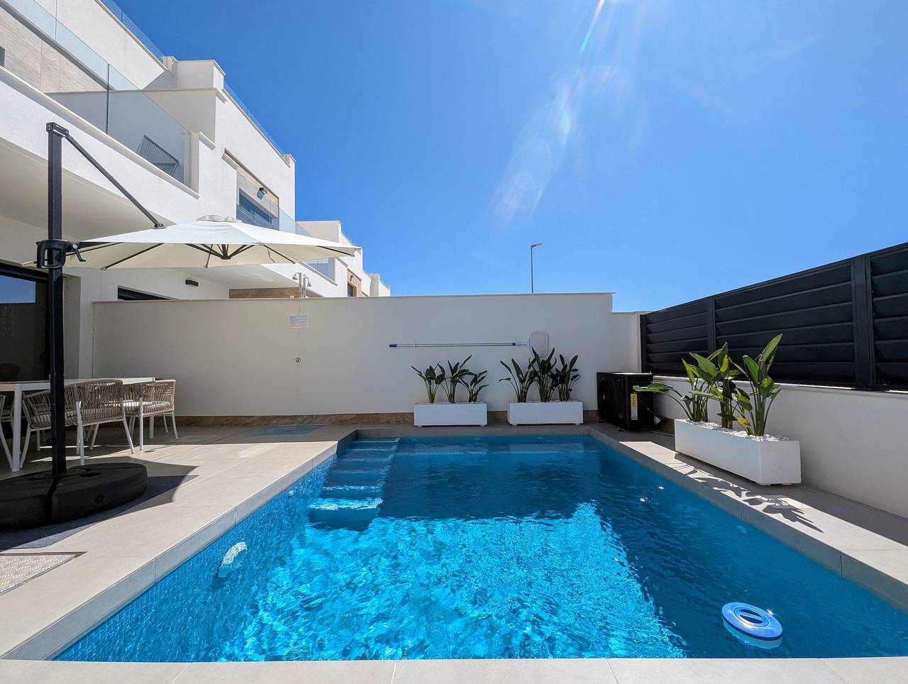 Villa exclusiva con jacuzzi, piscina privada, Wi-Fi y aire acondicionado in Los Montesinos, Costa Blanca
