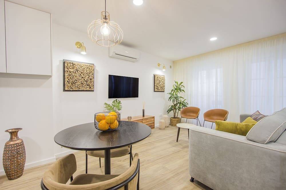 Ground Floor Apartment With Patio in Guimarães City Center in Guimarães, Braga Distrikt