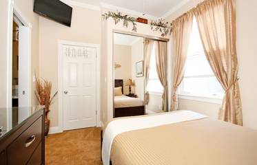 Apartment for 2 Guests in Sherman Heights, San Diego, Picture 3