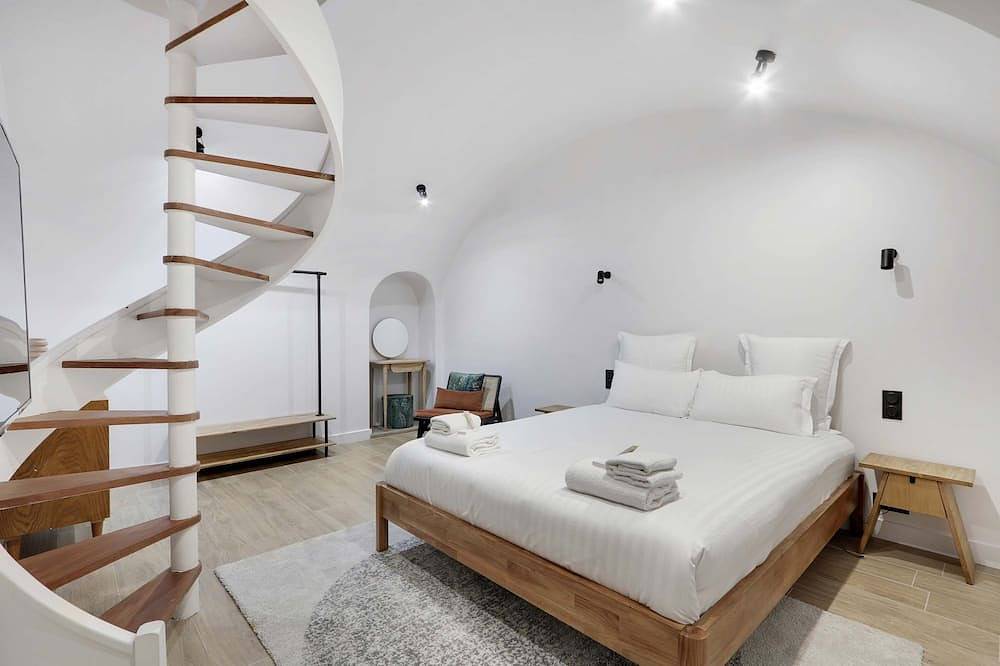 Entire apartment, A-C Apartment 2Bdr-4P Neuilly Sur Seine in Neuilly-sur-Seine, Hauts-de-Seine