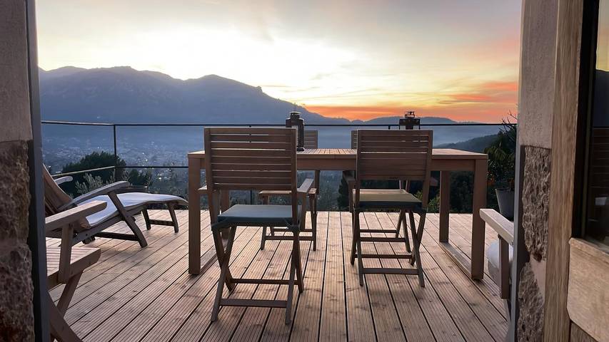 Casa de vacaciones para 4 personas, con jardín en Serra de Tramuntana