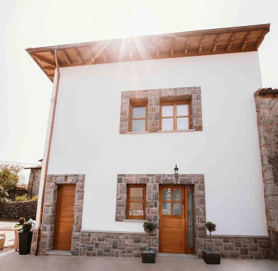 El Riveru - Astur Casas Rurales in Balmori, Llanes