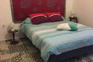 Chambre d’hôte pour 2 personnes, avec jardin à Saint-Jean-du-Pin