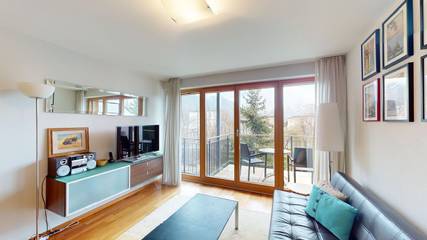 Ferienwohnung für 2 Personen, mit Balkon in Samedan