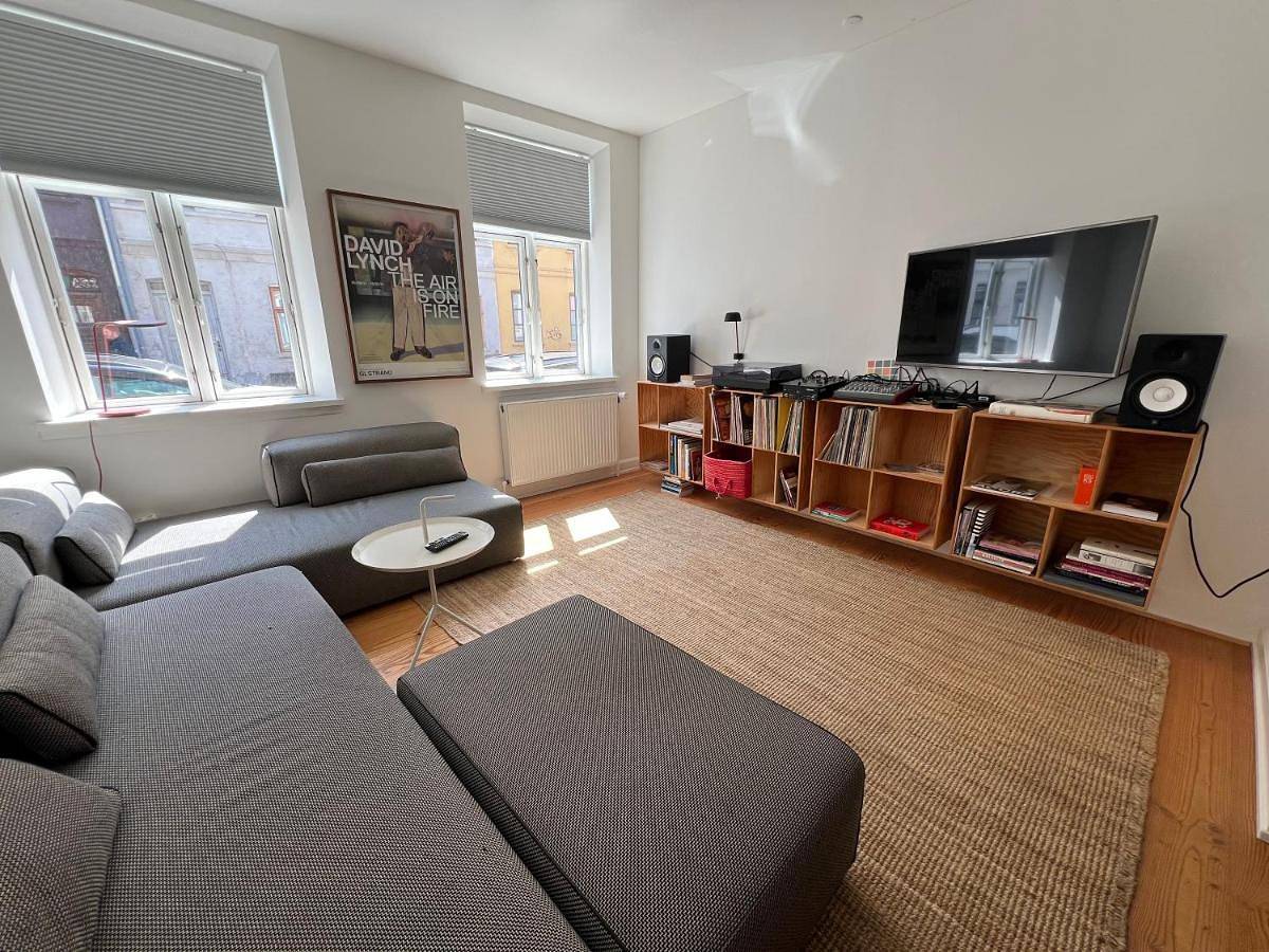 Appartement entier, Townhouse with private garden in the centre in Odense, Région d'Odense