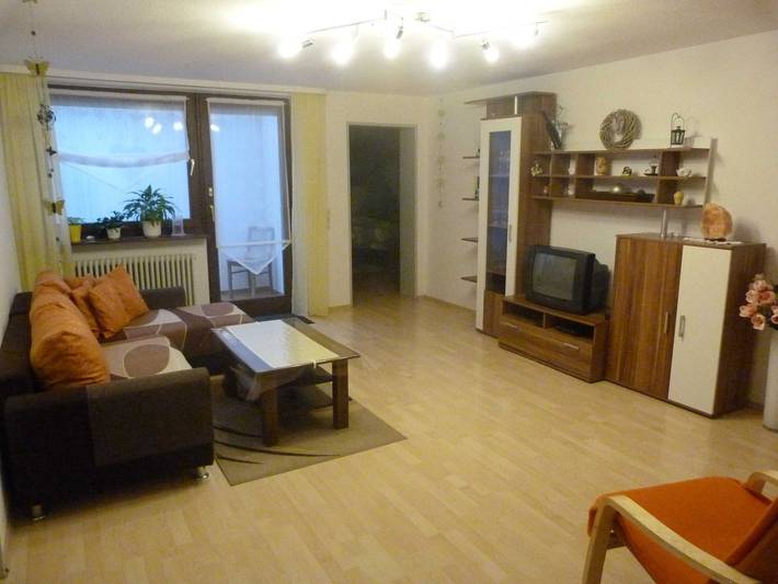 Ganze Ferienwohnung, Ferienwohnung Dirr - Ferienwohnung 80 m², Ug, 1 Schlafraum, 1 Wohn-/Schlafraum in Wyhl am Kaiserstuhl, Kaiserstuhl