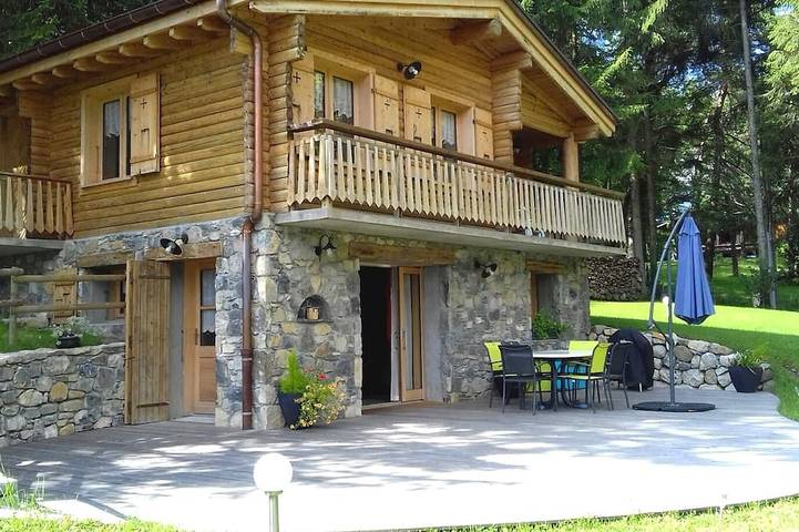 Gîte pour 6 personnes, avec Balcon et Jardin à Bluffy