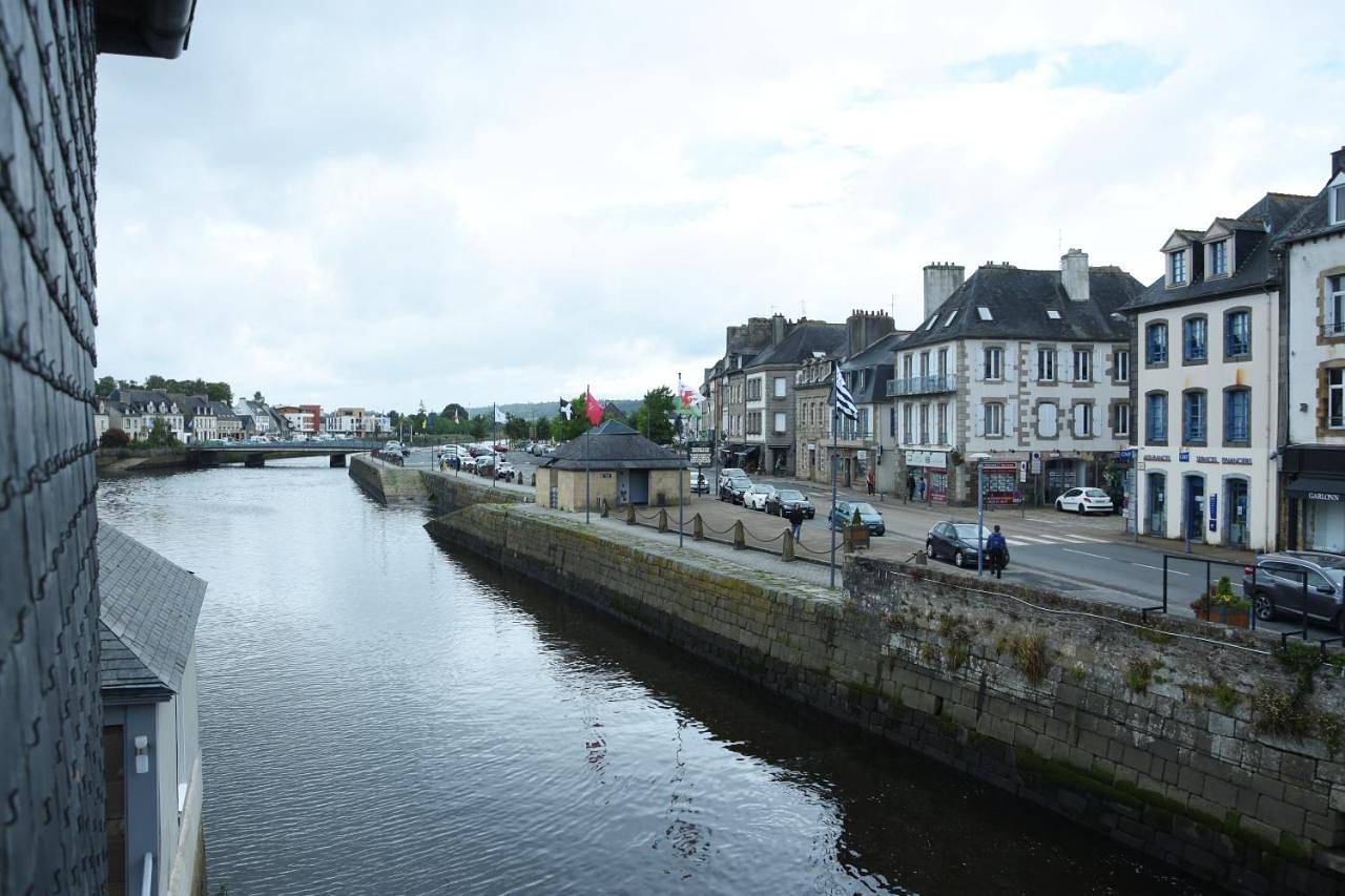 Appartement entier, Une nuit sur le pont 1 in Landerneau, Région de Brest