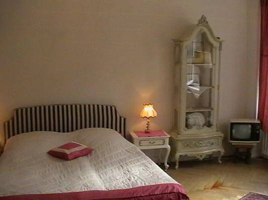 Ganze Ferienwohnung, Appartement "Kant am Schloß" mit Balkon in Charlottenburg Berlin, Berlin