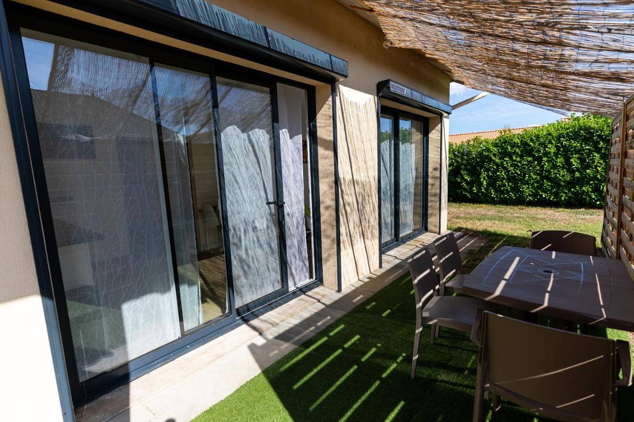 Gîte au milieu des vignes in Prignac-et-Marcamps, Région de Blaye