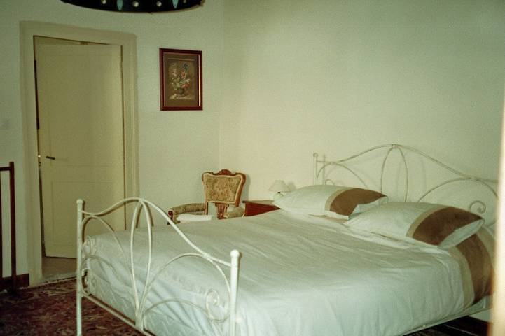 Maison historique du 14ème siècle Superbe avec 2 grandes chambres peut accueillir 5 personnes in Saint-Cyprien (Aquitaine), Périgord Noir