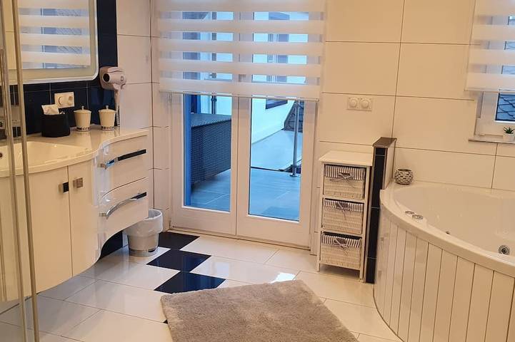 Ferienwohnung für 4 Personen, mit Whirlpool und Balkon, mit Haustier in Rüdesheim am Rhein - 3