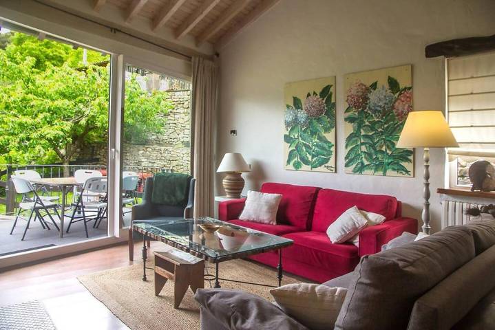 Casa rural para 6 personas, con jardín y vistas, Se admiten mascotas en Parque Nacional de Los Picos de Europa
