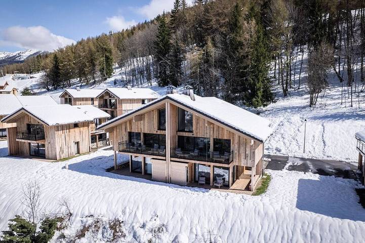 Chalet pour 12 personnes, avec sauna et balcon