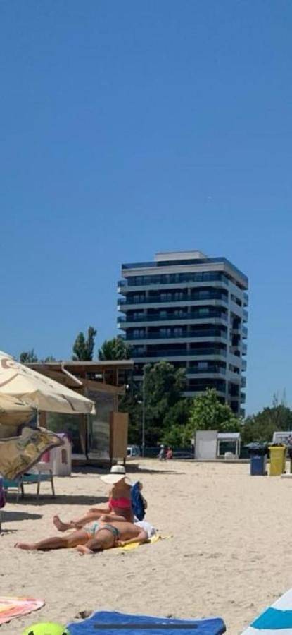 Appartement de vacances pour 2 personnes, avec balcon ainsi que vue et vue sur le lac