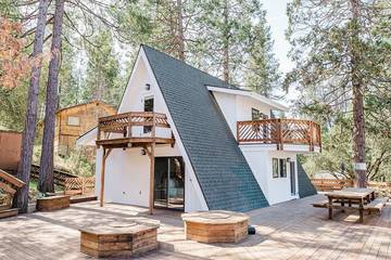 Log Cabin for 8 Guests in Bass Lake, Madera County, Picture 4