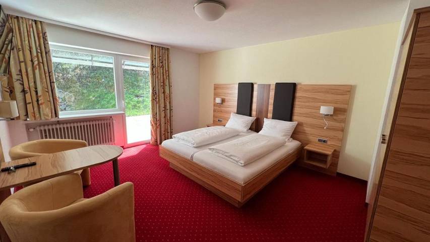 Hôtel pour 2 personnes, avec Balcon ainsi que Terrasse et Vue à Menzenschwand (St. Blasien)