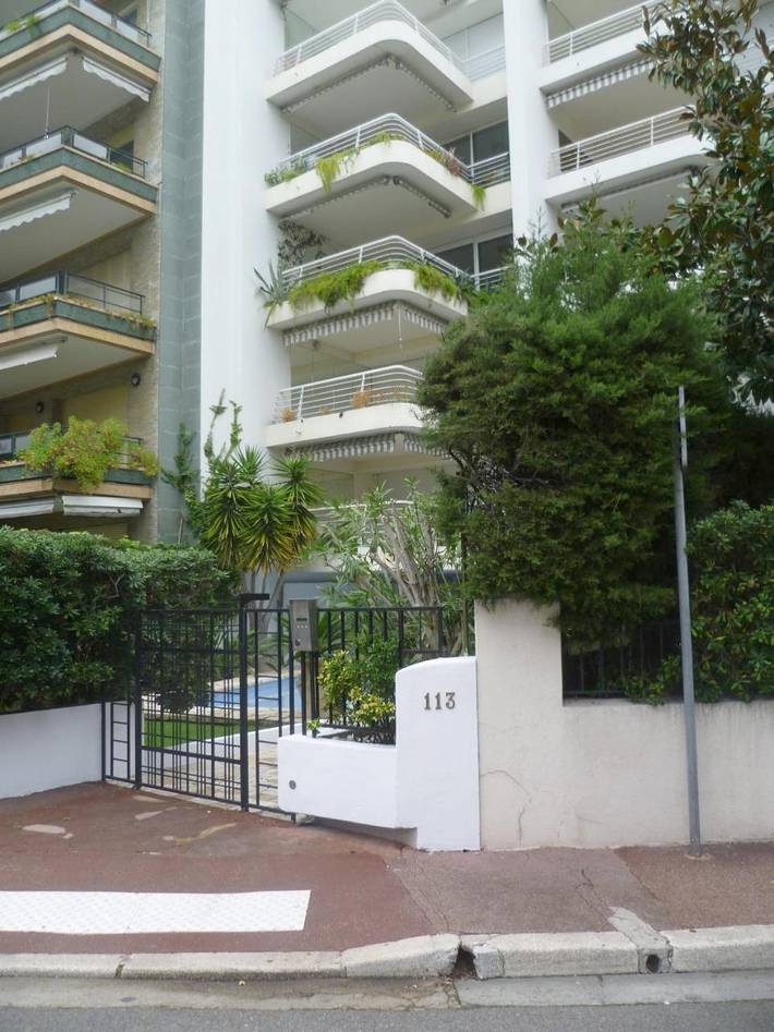 Gîte pour 4 personnes, avec balcon, animaux acceptés dans Bijou Plage Cannes