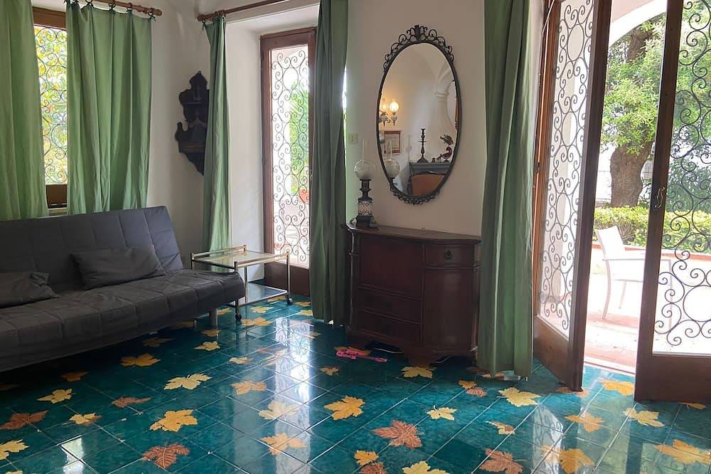 4 Bedroom Villa in Ischia in Ischia Stadt, Ischia