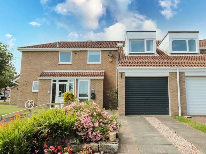Log cabin for 5 people, with garden in Alnwick