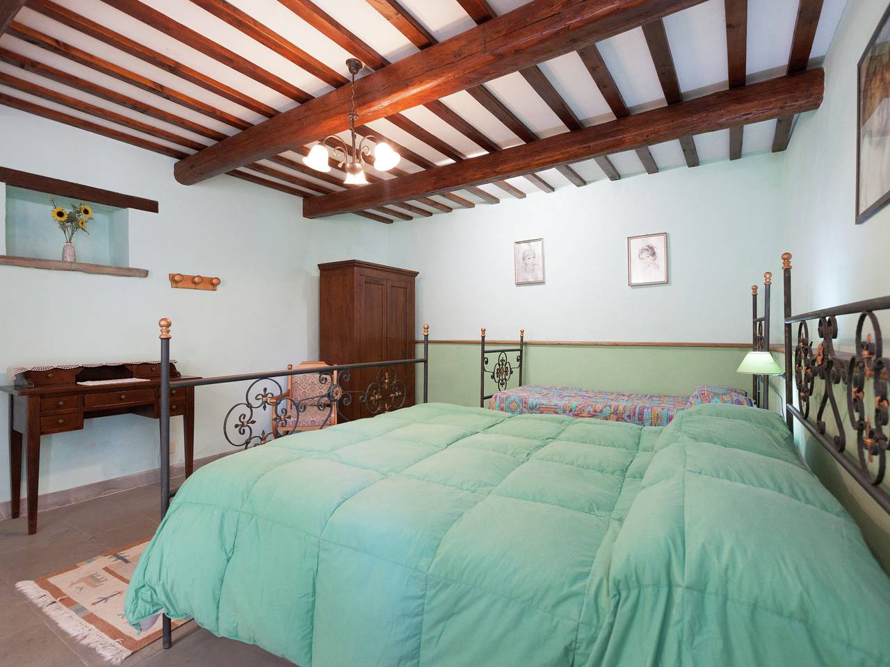 Bauernhaus in Apecchio mit Pool und Spa in Apecchio, Valle del Metauro