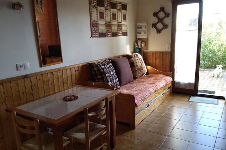 Ganze Wohnung, Charming studio apartment in the heart of Jonzac in Jonzac, Jonzac und Umgebung