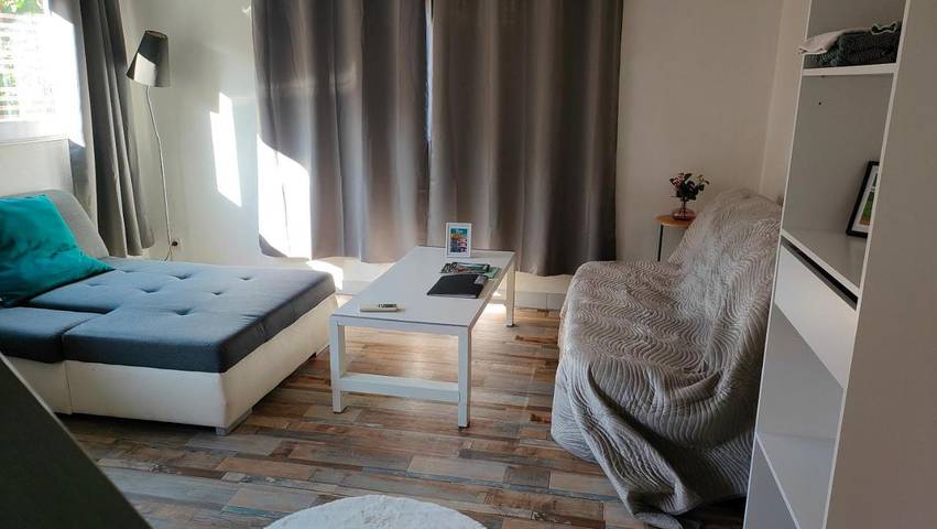 Gîte pour 4 personnes, avec terrasse à Riom - 3