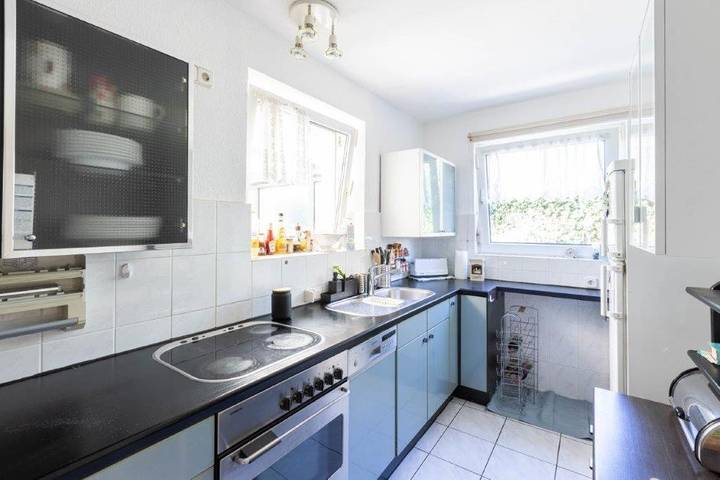 Three-Bedroom House in Südstadt (Hannover), Hannover
