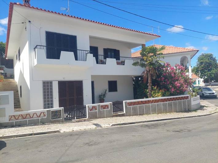 Casa rural para 8 personas, con jardín y vistas en Mértola