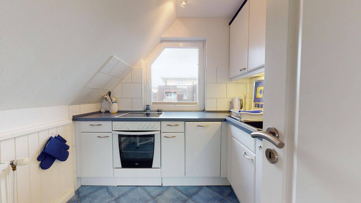 Ganze Wohnung, Gemütliche 2-Zimmer Ferienwohnung in strandnaher Lage für 2 Erwachsene plus Kleinkind bis 3 Jahren in Hörnum, Sylt