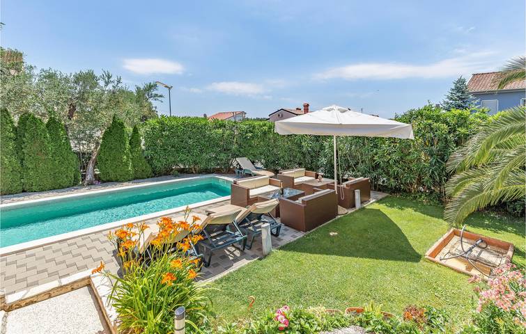 Ferienhaus für 8 Personen, mit Terrasse in Pula - 4