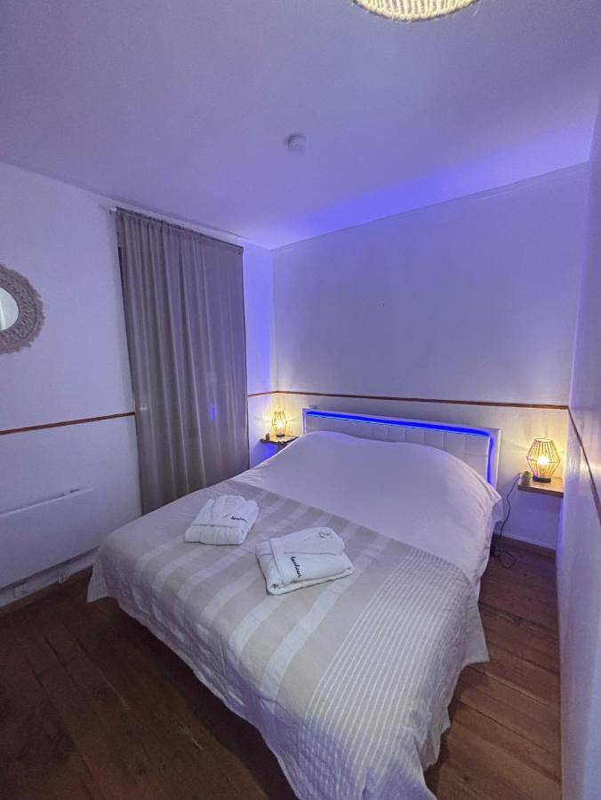 Nali Room in Saint-Roch-de-l'Orbiquet, Région de Lisieux