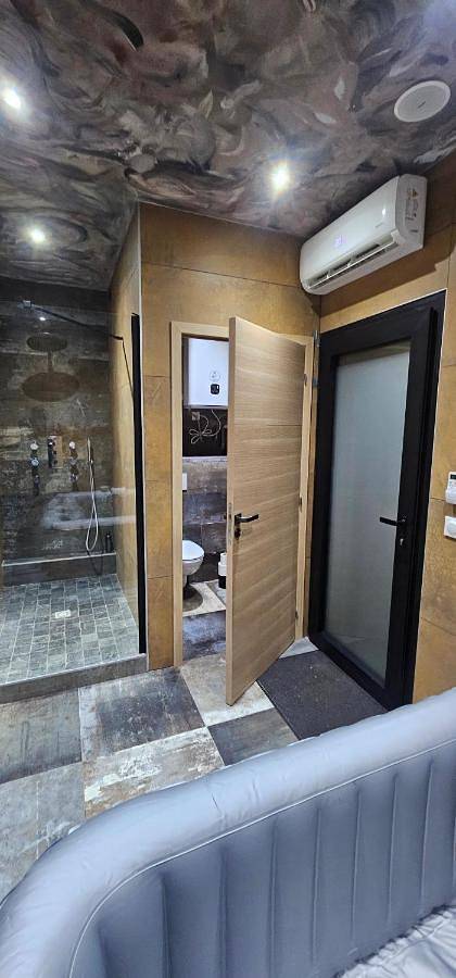 Gîte pour 2 personnes, avec sauna ainsi que terrasse et vue à Cambes - 2