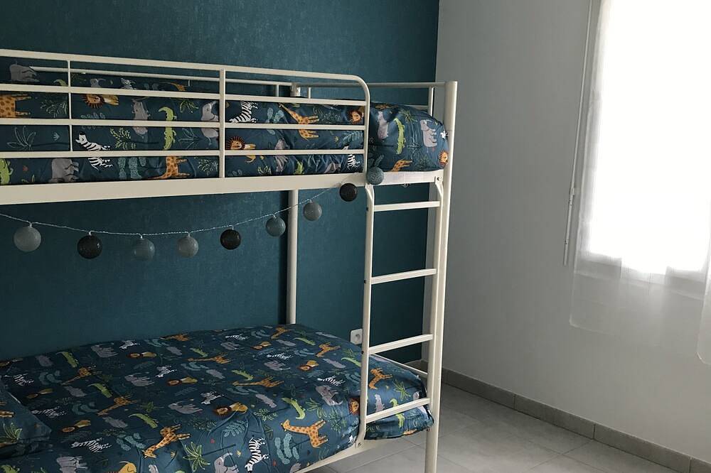 Holiday home in the Perigord with private swimming pool. Meublé de Tourisme 3 *** in Domme, Périgord Noir