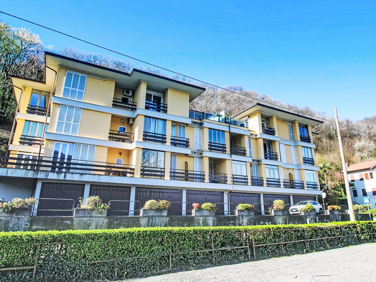 Ganze Wohnung, Olli in Porto Ceresio, Luganer See (Lombardei)
