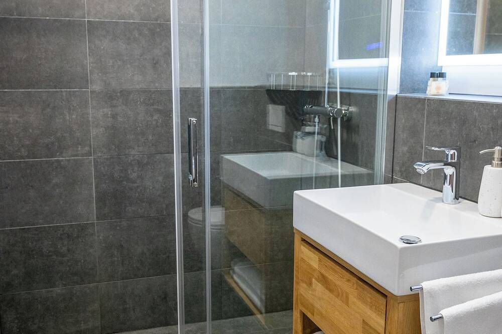Appartamento intero, Wunderstay Alpine 303 New Studio with Lake & Mountain View in Engelberg, Canton Obvaldo