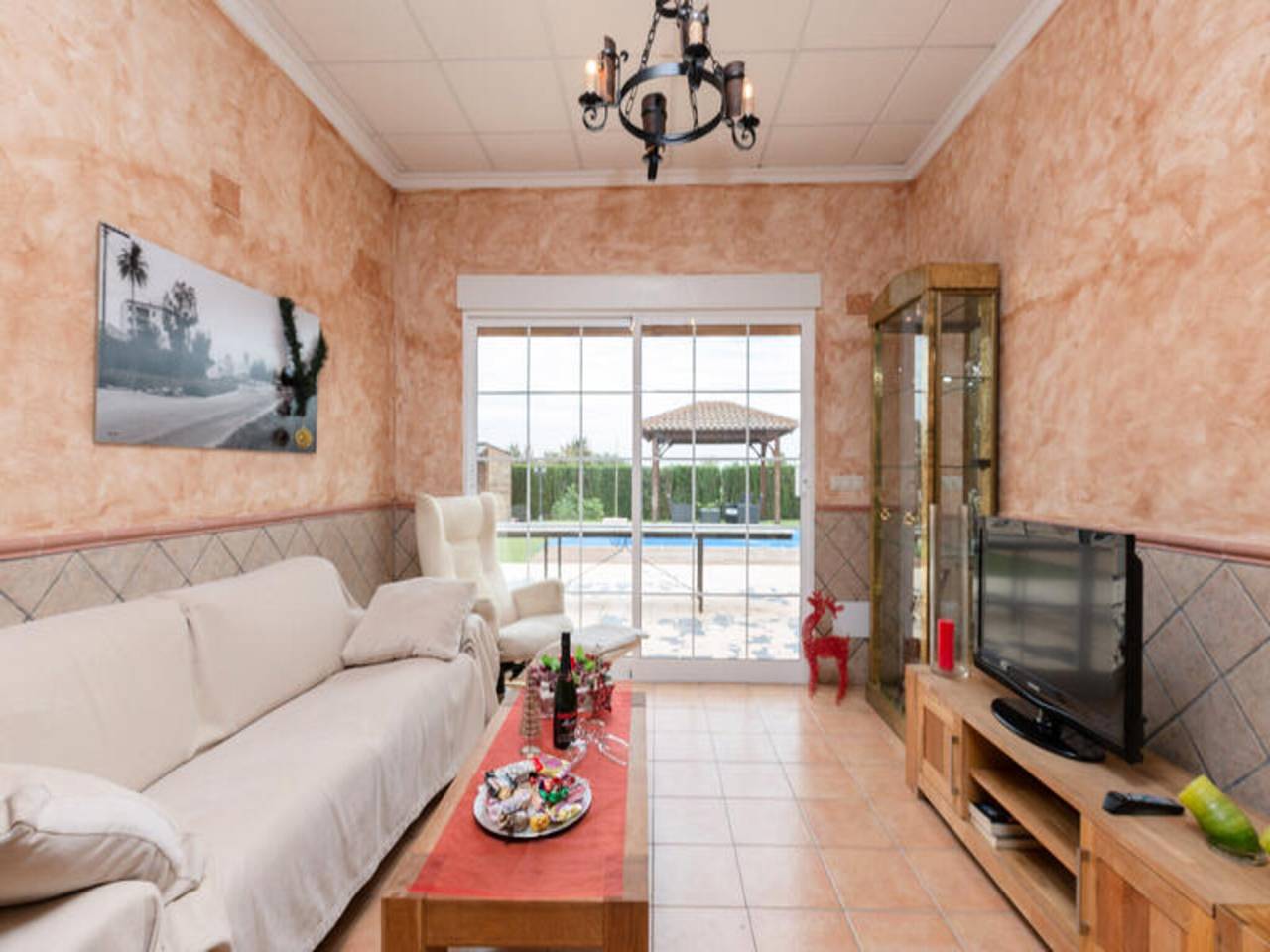 Entire apartment, Apartment in Dolores with Private Pool in Dolores, Alicante Province