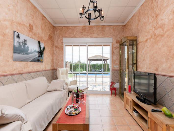 Casa rural para 10 personas, con jardín y piscina además de sauna y terraza en Dolores - 4