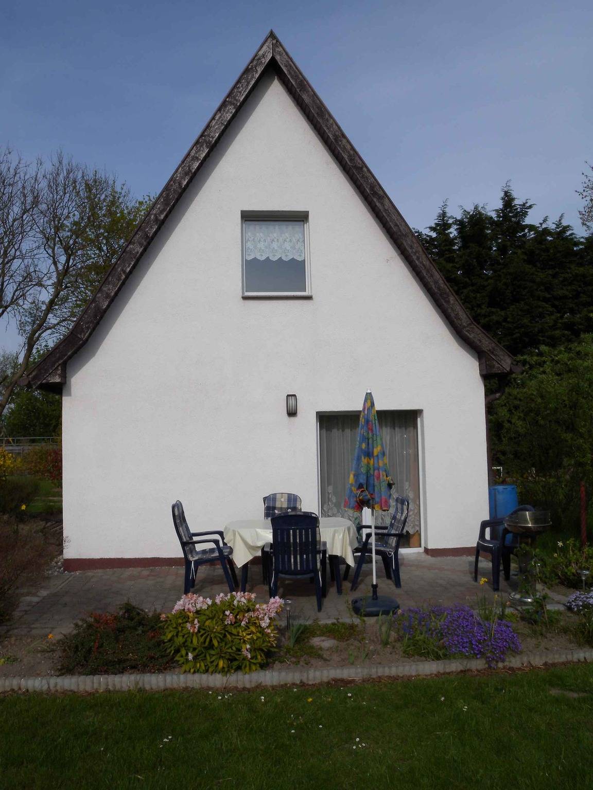Ferienhaus mit Terrasse und Gartengrundstück in Kramerhof, Stralsund Umland